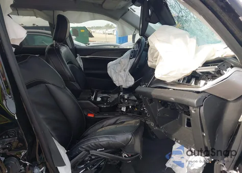 2021 Jeep Grand Cherokee L Limited 4X4 из США, поврежденный, VIN 1C4RJKBG9M8200330